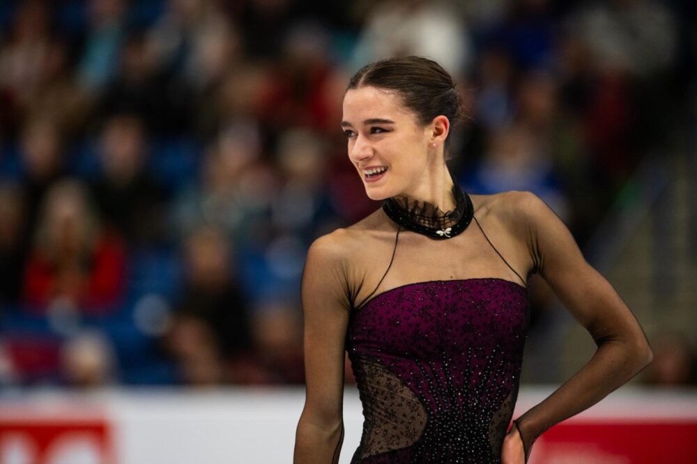 pattinaggio artistico lara naki gutmann quinta a skate canada 2025 trionfo per mone chiba