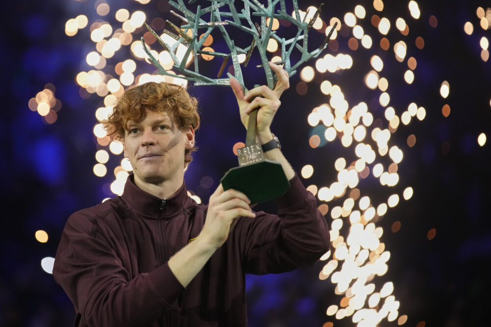 Jannik Sinner sul trono: “N.1 incredibile con quello che è successo…Ho voluto mettermi in gioco, tifo per Musetti” Jannik Sinner sul trono: “N.1 incredibile con quello che è successo…Ho voluto mettermi in gioco, tifo per Musetti”