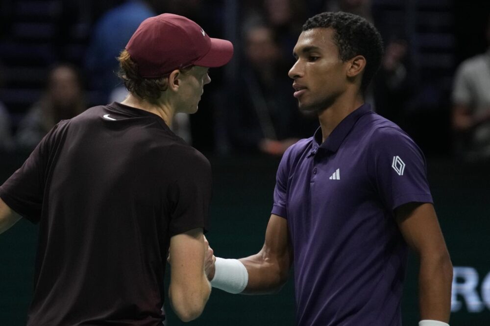 VIDEO Sinner Auger Aliassime 2 0, ATP Parigi 2025: highlights e sintesi di una finale combattuta VIDEO Sinner Auger Aliassime 2 0, ATP Parigi 2025: highlights e sintesi di una finale combattuta