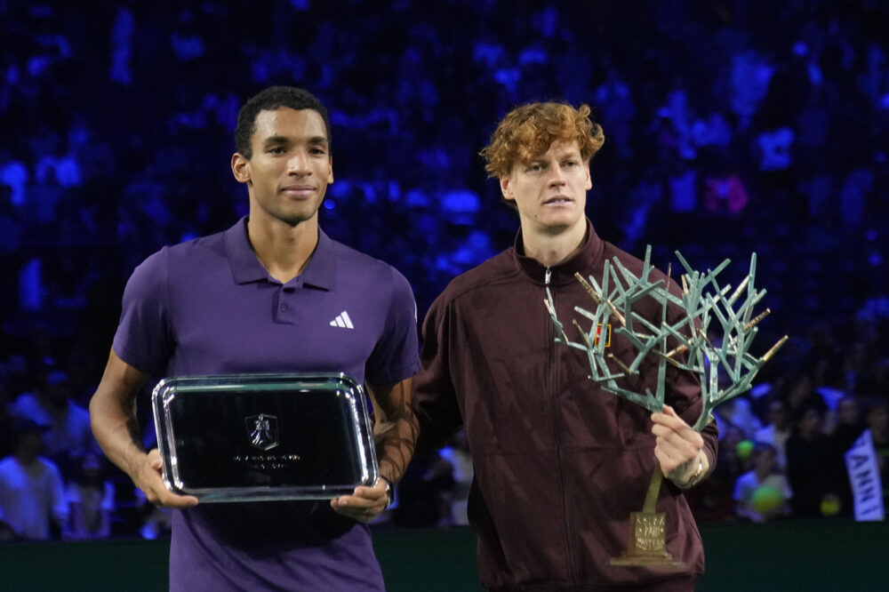 ATP Parigi 2025, Felix Auger Aliassime: “Mi tolgo il cappello davanti a Jannik Sinner”. Poi annuncia il forfait a Metz ATP Parigi 2025, Felix Auger Aliassime: “Mi tolgo il cappello davanti a Jannik Sinner”. Poi annuncia il forfait a Metz
