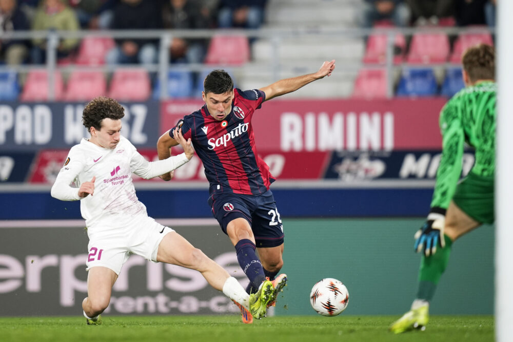 Calcio, blitz esterno della Roma a Glasgow. Pareggio a reti bianche del Bologna in Europa League Calcio, blitz esterno della Roma a Glasgow. Pareggio a reti bianche del Bologna in Europa League