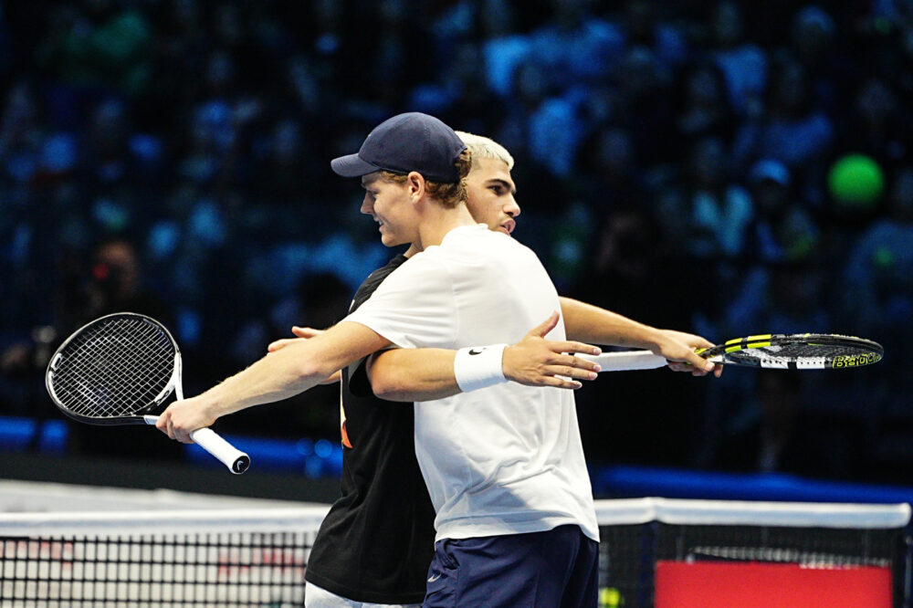 Sinner batte Alcaraz in allenamento: il punteggio della partita e il tie break aggiuntivo verso le ATP Finals