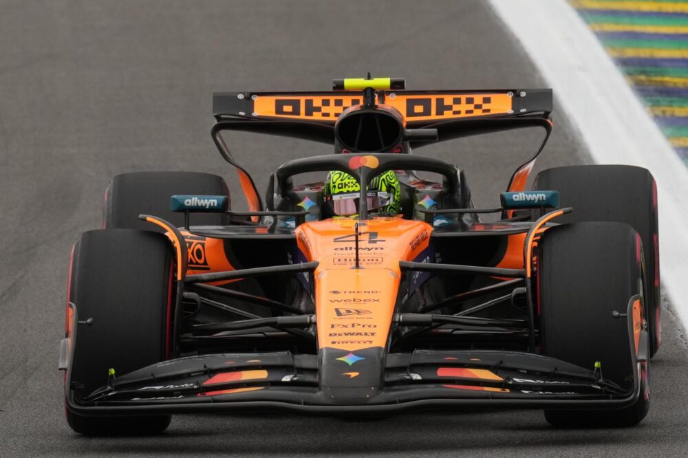 F1, Norris va in pole position a Interlagos e può ipotecare il Mondiale. Brilla Antonelli, 3° Leclerc F1, Norris va in pole position a Interlagos e può ipotecare il Mondiale. Brilla Antonelli, 3° Leclerc