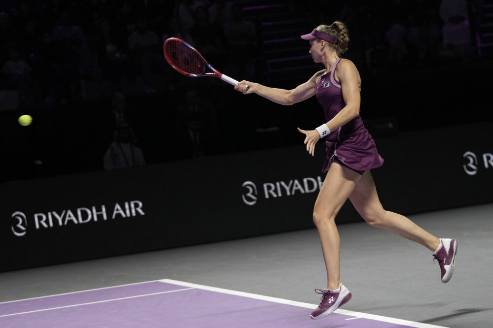Elena Rybakina conquista le WTA Finals: Sabalenka battuta con una prestazione d’alta classe Elena Rybakina conquista le WTA Finals: Sabalenka battuta con una prestazione d’alta classe