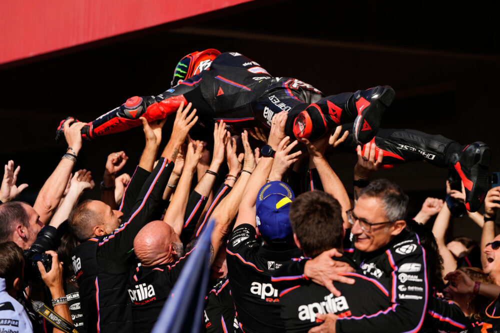 MotoGP, Aprilia sempre più (con)vincente. Conquisterà anche il Mondiale più ambito?