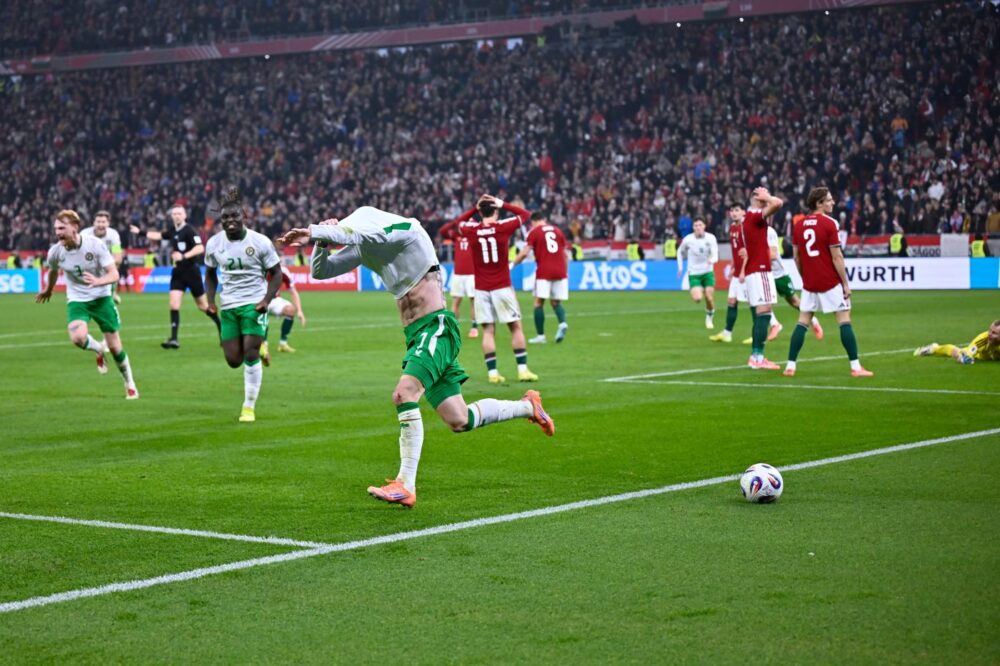 Calcio: Irlanda, colpo di mano e qualificazione in Ungheria. Ucraina al playoff Calcio: Irlanda, colpo di mano e qualificazione in Ungheria. Ucraina al playoff