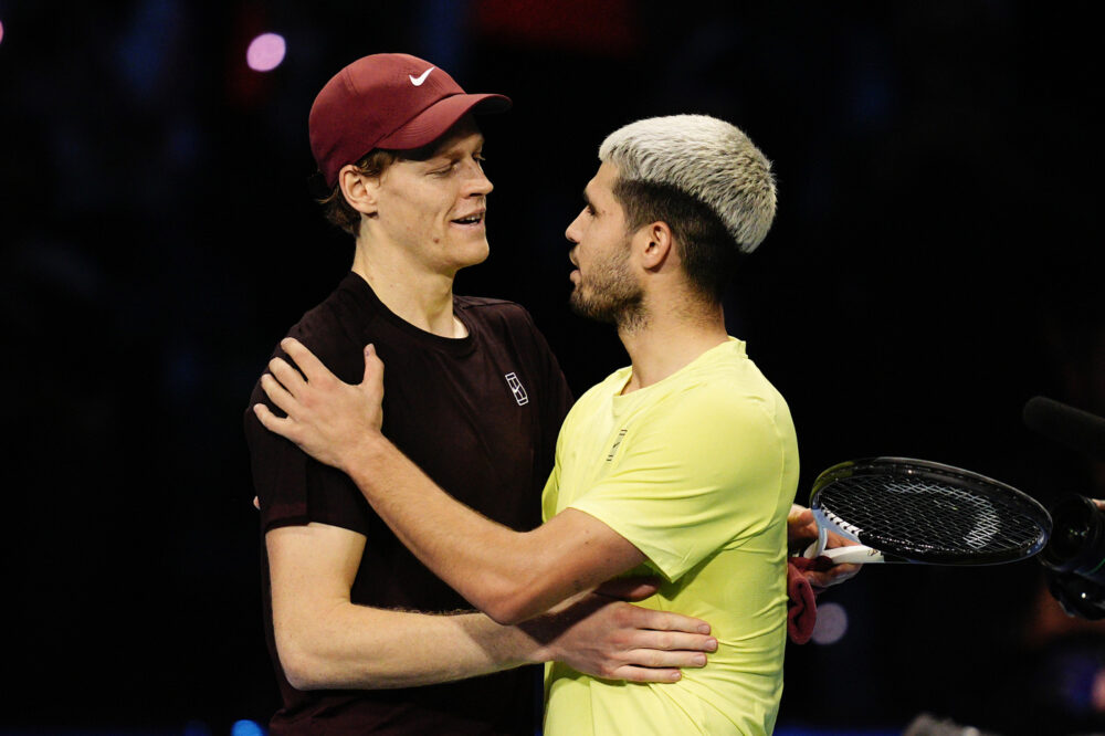 Patrick Mouratoglou avvisa Alcaraz: “Deve alzare il livello perché Sinner è il migliore al servizio e in risposta”