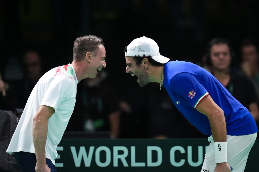 Matteo Berrettini: “In Davis serve cuore, voto 8. Sinner e Musetti attaccati alla maglia, ci hanno scritto”