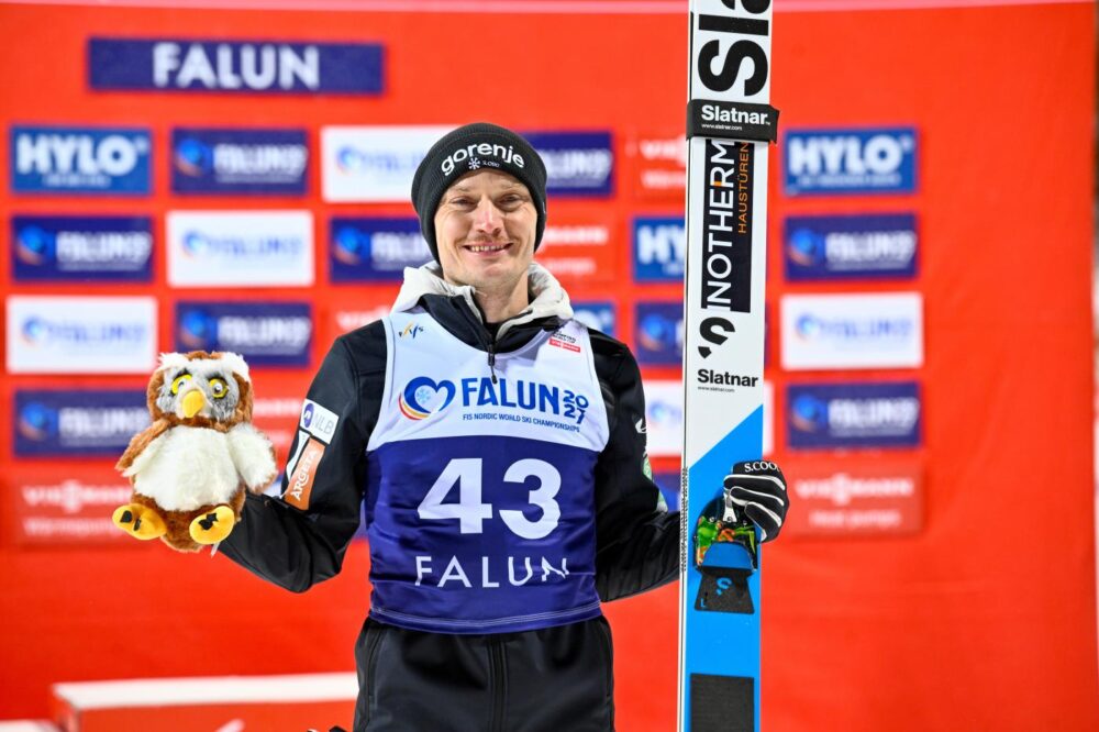 Salto con gli sci: Anze Lanisek vince gara 2 a Falun, il vento beffa Kraft. Italiani fuori in qualificazione Salto con gli sci: Anze Lanisek vince gara 2 a Falun, il vento beffa Kraft. Italiani fuori in qualificazione
