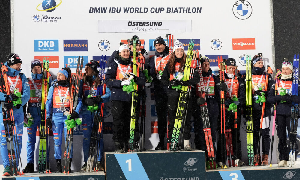Podio staffetta mista Oestersund 2025