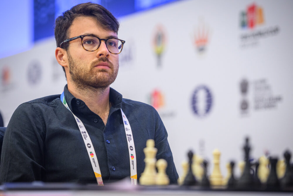 scacchi lorenzo lodici porta niemann agli spareggi in world cup eliminati so e nepomniachtchi avanti gukesh da Oasport.it scacchi lorenzo lodici porta niemann agli spareggi in world cup eliminati so e nepomniachtchi avanti gukesh