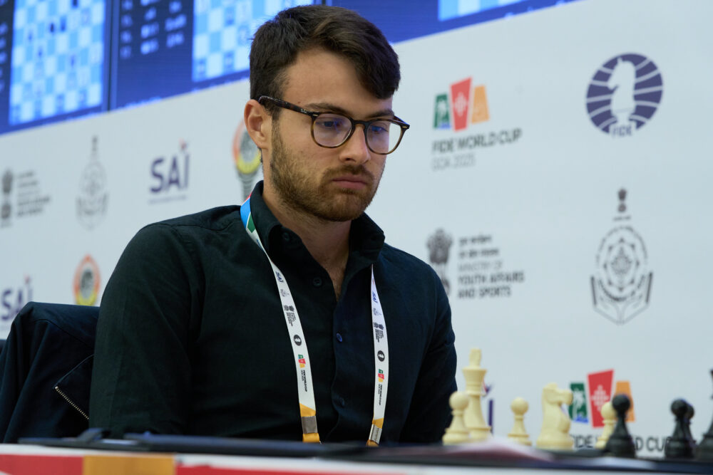Scacchi, Lorenzo Lodici: “Felice per come ho giocato. I complimenti di Carlsen? Onorato” Scacchi, Lorenzo Lodici: “Felice per come ho giocato. I complimenti di Carlsen? Onorato”