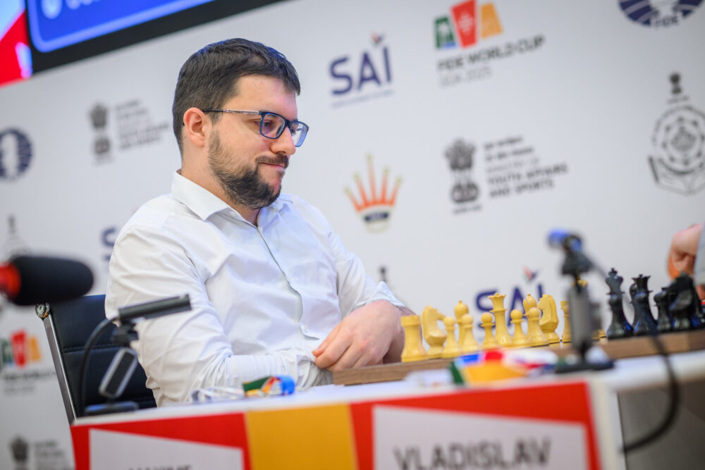 Scacchi, World Cup 2025: sarà Lodici Sevian nel 4° turno. Vachier Lagrave, doppia rimonta negli spareggi Scacchi, World Cup 2025: sarà Lodici Sevian nel 4° turno. Vachier Lagrave, doppia rimonta negli spareggi