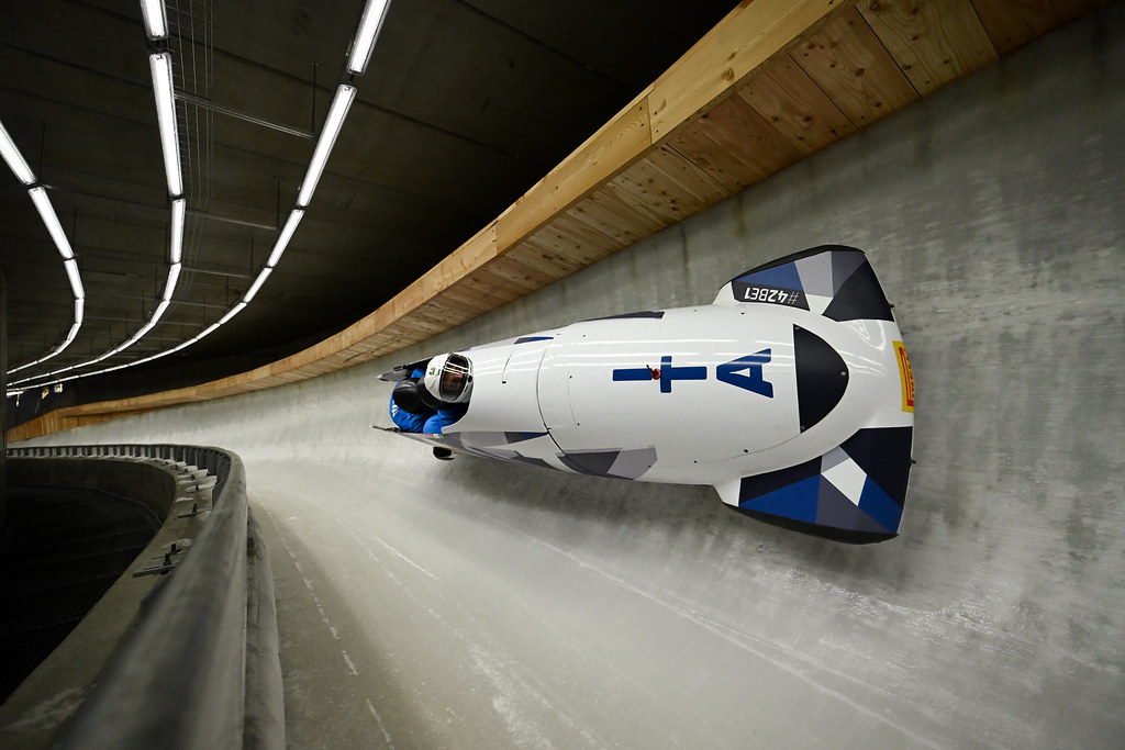 Bob: nel 2 a Cortina si impone Lochner, subito festa tedesca. Ottimo settimo Patrick Baumgartner