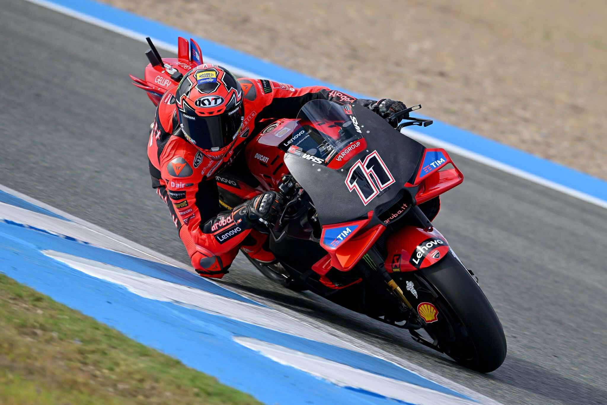 MotoGP, l’esordio di Bulega e il derby Bezzecchi Bagnaia i temi forti del GP di Portogallo MotoGP, l’esordio di Bulega e il derby Bezzecchi Bagnaia i temi forti del GP di Portogallo