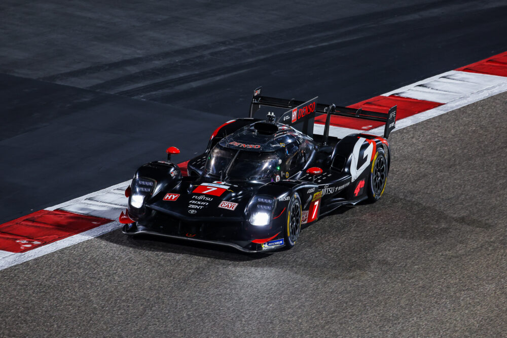 WEC, 8h Bahrain: Toyota sempre davanti a Ferrari a tre ore dalla fine