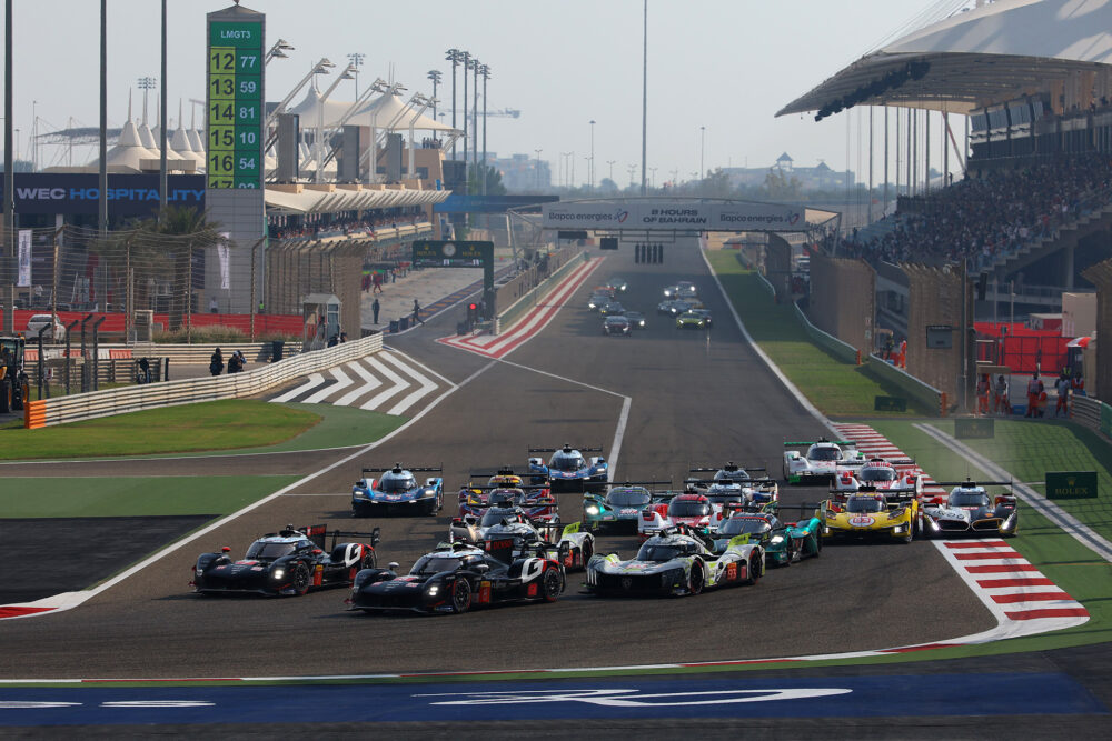 wec 8h bahrain toyota precede la ferrari n 51 dopo tre ore da Oasport.it wec 8h bahrain toyota precede la ferrari n 51 dopo tre ore