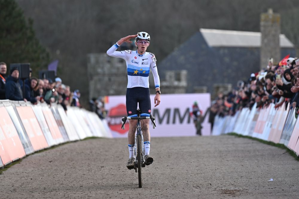 Ciclocross. Trionfo azzurro a Flamanville! Grigolini e Pezzo Rosola dominano la gara Juniores di World Cup