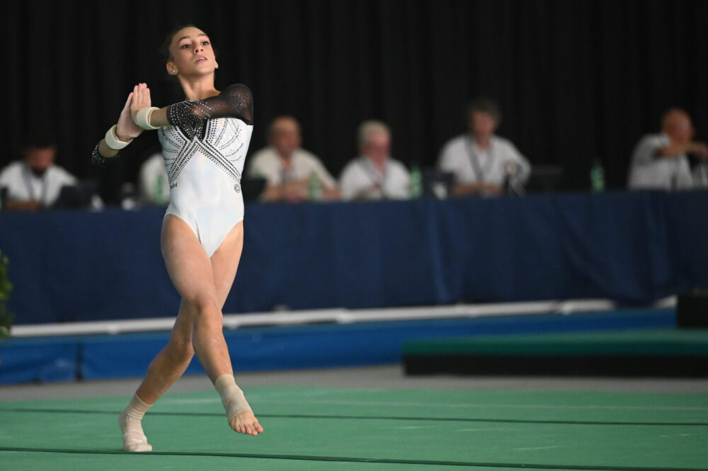 Ginnastica artistica, Colas perde da super favorita ai Mondiali juniores! Rivelazione Minamino, Calaciura 11ma