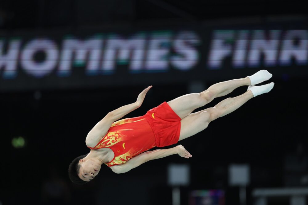 Trampolino elastico, Wang e Hu vincono gli individuali ai Mondiali: doppietta cinese nelle gare olimpiche Trampolino elastico, Wang e Hu vincono gli individuali ai Mondiali: doppietta cinese nelle gare olimpiche