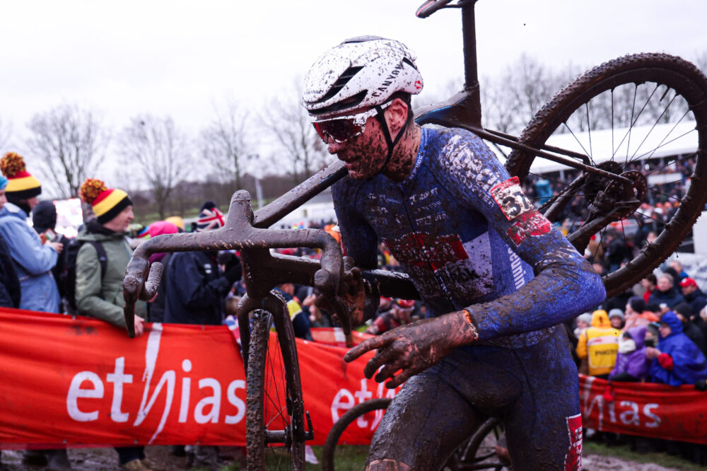 Perché è stato squalificato Stefano Viezzi ai Mondiali di ciclocross: era una punta da medaglia Perché è stato squalificato Stefano Viezzi ai Mondiali di ciclocross: era una punta da medaglia