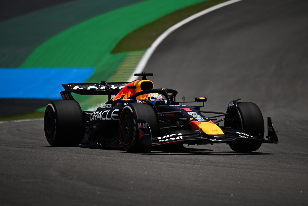 F1, Max Verstappen: “La macchina ha problemi notevoli. Domani dovrebbe piovere ed io ci proverò” F1, Max Verstappen: “La macchina ha problemi notevoli. Domani dovrebbe piovere ed io ci proverò”
