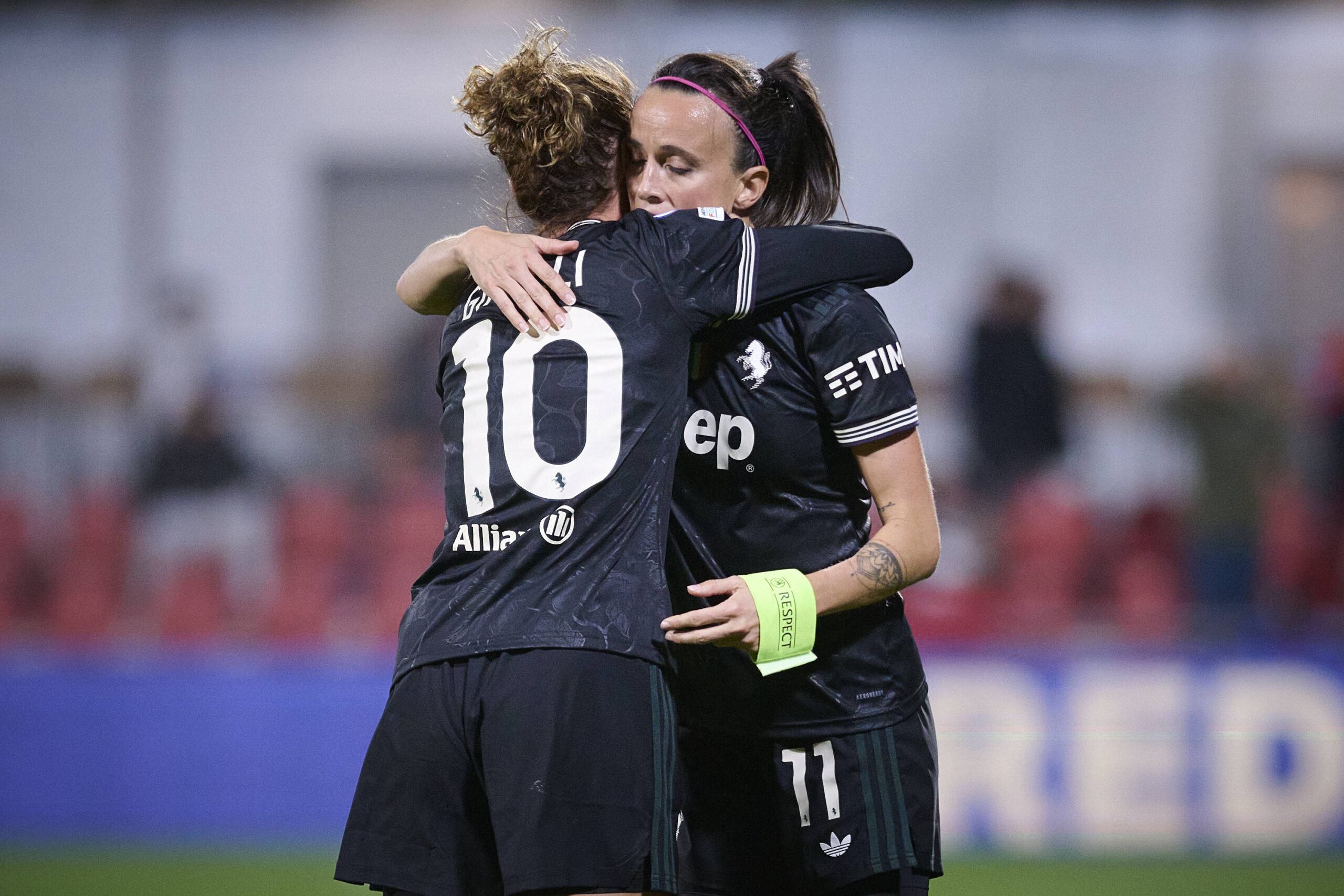 Calcio femminile: la Juventus all’esame Lione. Sfida proibitiva per le bianconere in Champions