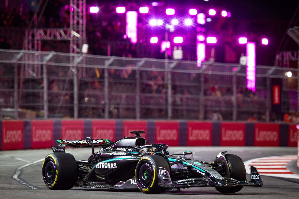 george russell precede verstappen in una fp3 del gp di las vegas indecifrabile ferrari e mclaren indecifrabili