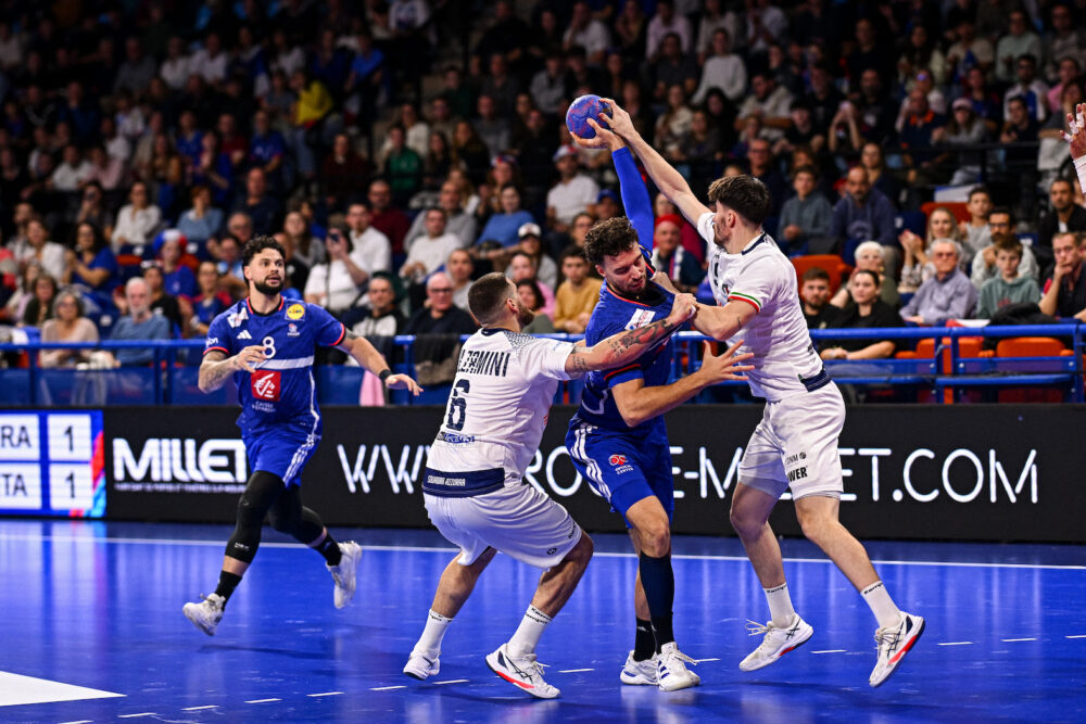 Pallamano: Italia battuta dalla Francia in amichevole, ma buone indicazioni per gli azzurri Pallamano: Italia battuta dalla Francia in amichevole, ma buone indicazioni per gli azzurri