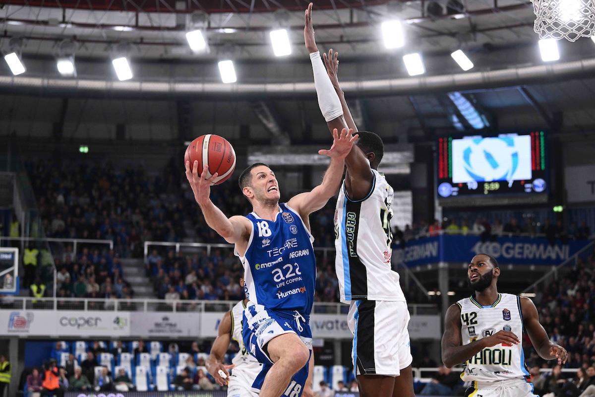 basket serie a brescia fatica ma nel finale supera cremona nell8217anticipo