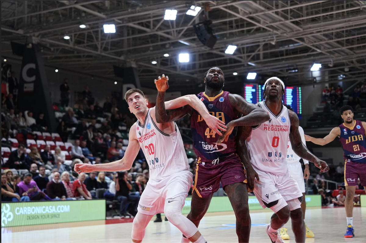 Basket: Reggio Emilia cede di misura in casa con Digione in Europe Cup