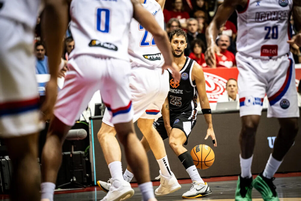 Basket, Trieste batte i montenegrini dell’Igokea e trova la prima vittoria stagionale in Champions League
