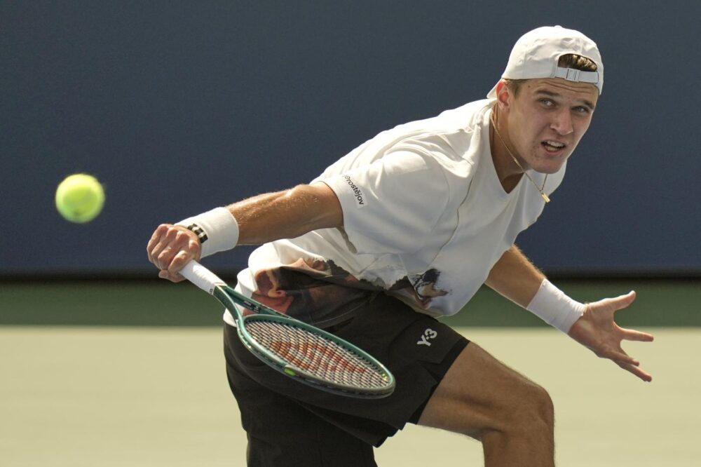 Jakub Mensik non sarà in gara alle Next Gen ATP Finals 2025