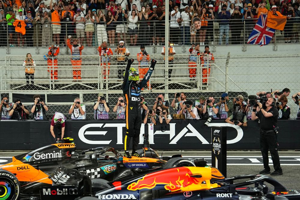 lando norris ha scelto la decisione del nuovo campione del mondo sul numero 1 sulla vettura 2026 da Oasport.it lando norris ha scelto la decisione del nuovo campione del mondo sul numero 1 sulla vettura 2026