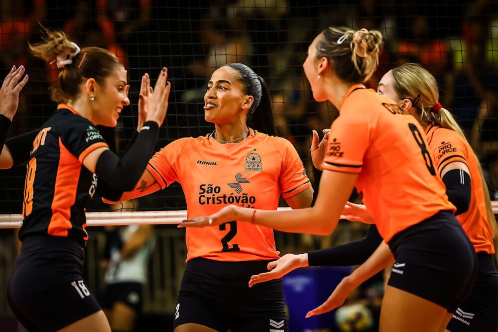 Volley femminile, l’Osasco vince il derby per il podio al Mondiale per Club. Ora Conegliano Scandicci per il titolo Volley femminile, l’Osasco vince il derby per il podio al Mondiale per Club. Ora Conegliano Scandicci per il titolo