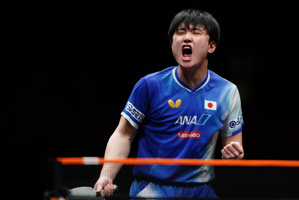 tennistavolo harimoto e wang festeggiano i titoli in singolare alle wtt finals 2025 da Oasport.it tennistavolo harimoto e wang festeggiano i titoli in singolare alle wtt finals 2025