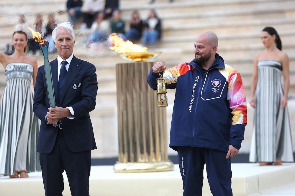 La Fiamma olimpica torna in Italia dopo 20 anni. Jasmine Paolini e Filippo Ganna tedofori d’eccezione