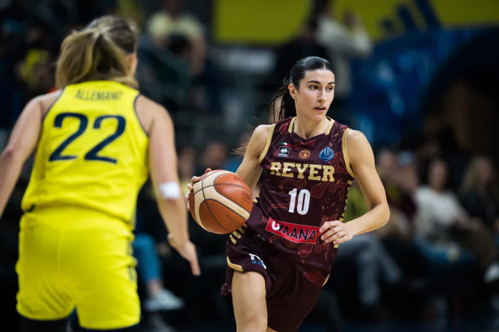 Basket femminile, netta sconfitta per l’Umana Reyer Venezia in Eurolega contro il Fenerbahce Basket femminile, netta sconfitta per l’Umana Reyer Venezia in Eurolega contro il Fenerbahce
