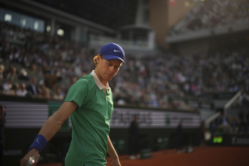 Alex de Minaur esalta Sinner: “Non so come ha fatto a reagire dopo Parigi. Gioca sempre al massimo”