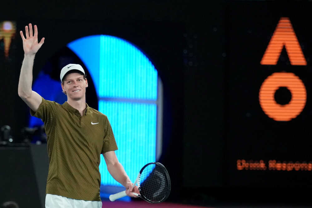 Dove vedere in tv Sinner Djokovic, Australian Open 2026: orario, programma, streaming