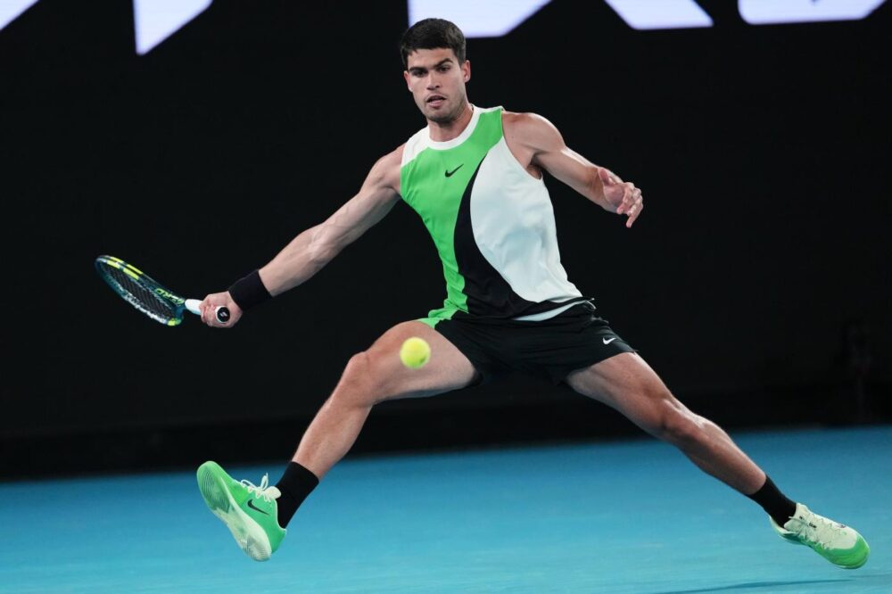 Australian Open 2026, Carlos Alcaraz piega Walton e approda al secondo turno