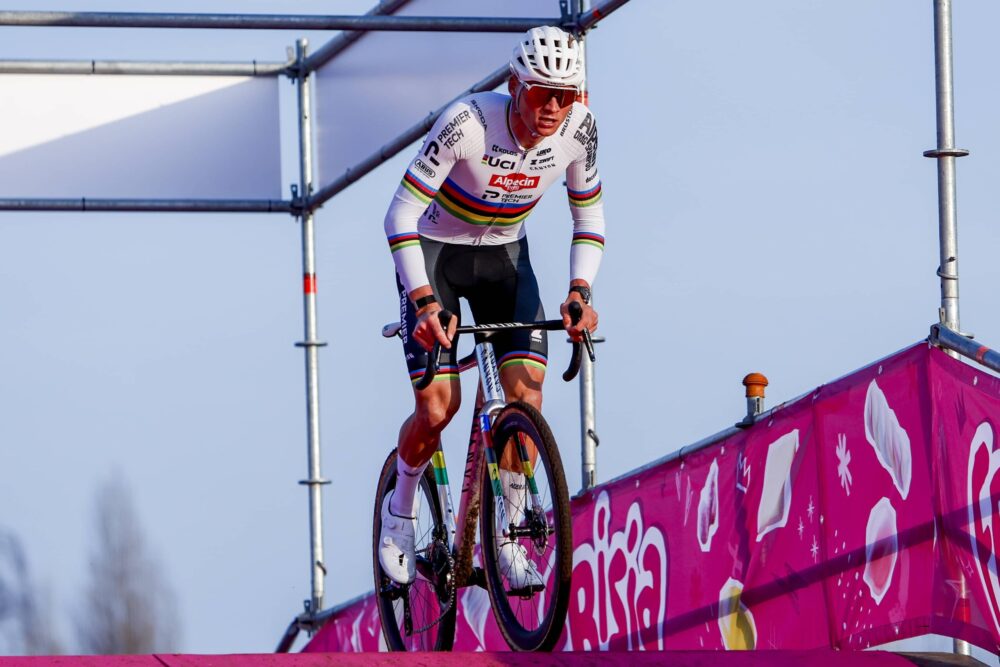 dove vedere in tv i mondiali di ciclocross 2026 orari programma streaming da Oasport.it dove vedere in tv i mondiali di ciclocross 2026 orari programma streaming