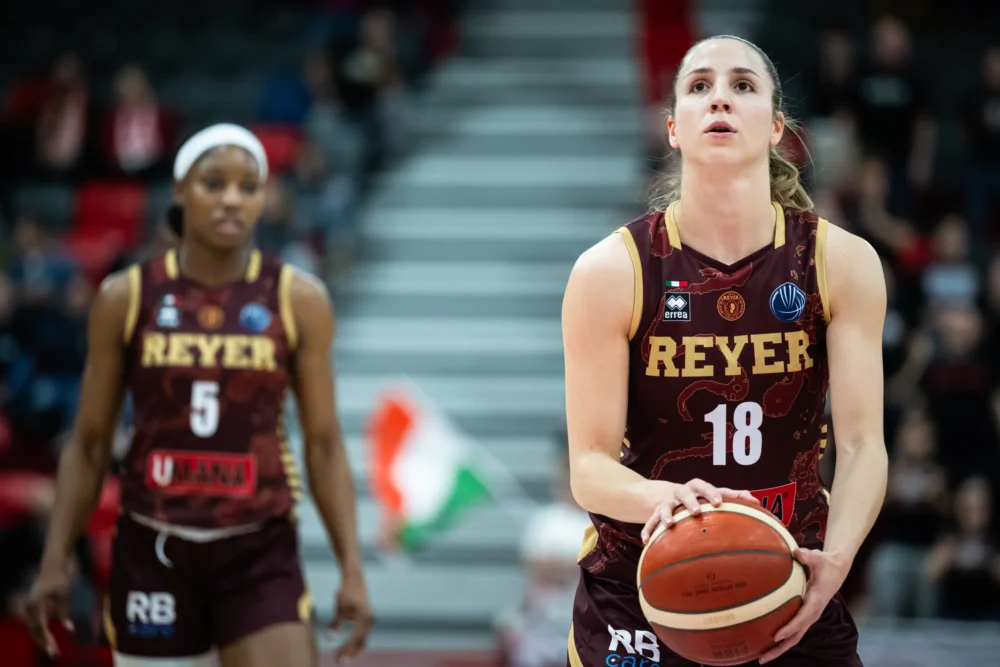Basket, Eurolega: la Reyer Venezia vince soffrendo contro le ungheresi del DVTK in Eurolega