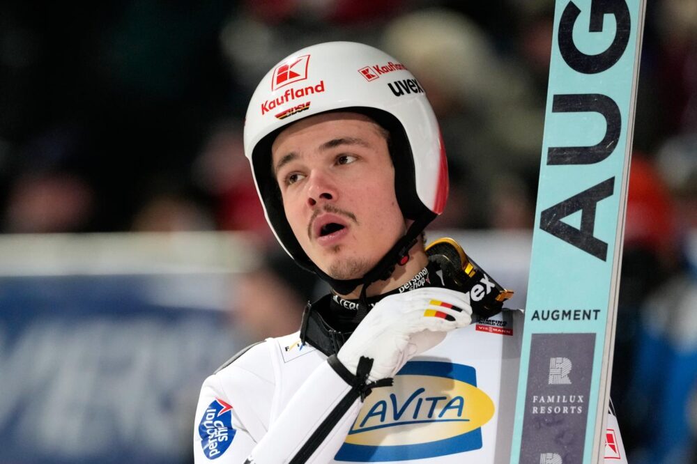 Salto con gli sci: Raimund in evidenza nei salti di allenamento, Domen Prevc non forza