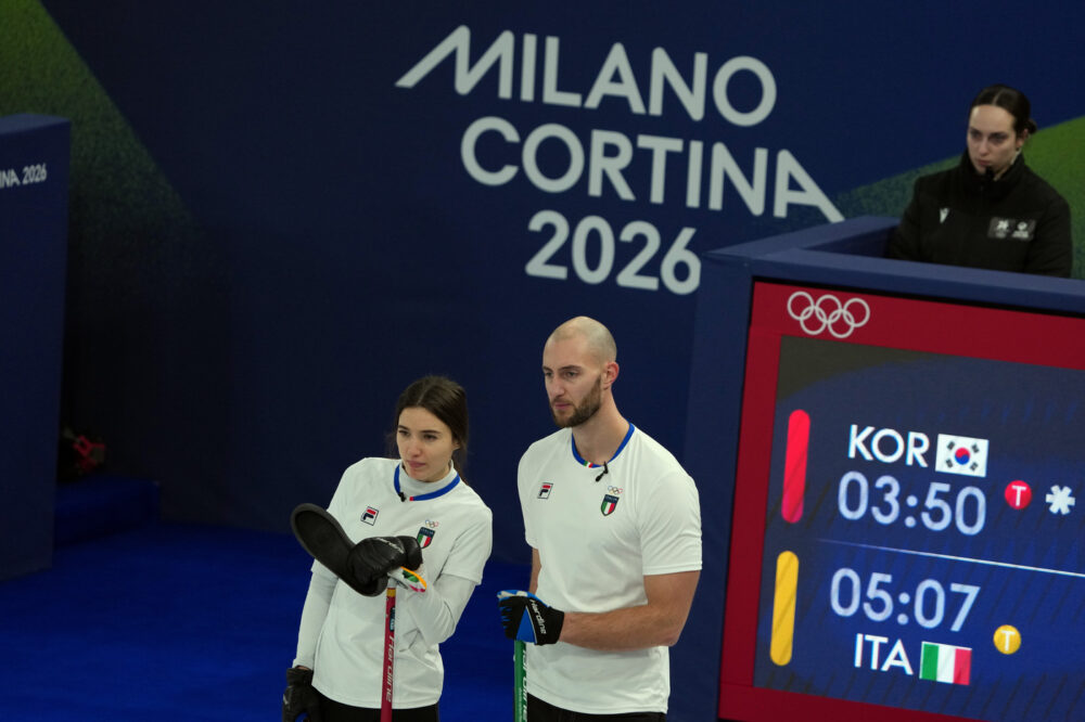 LIVE Italia Cechia, curling misto Olimpiadi in DIRETTA: serve tenere alta la guardia!