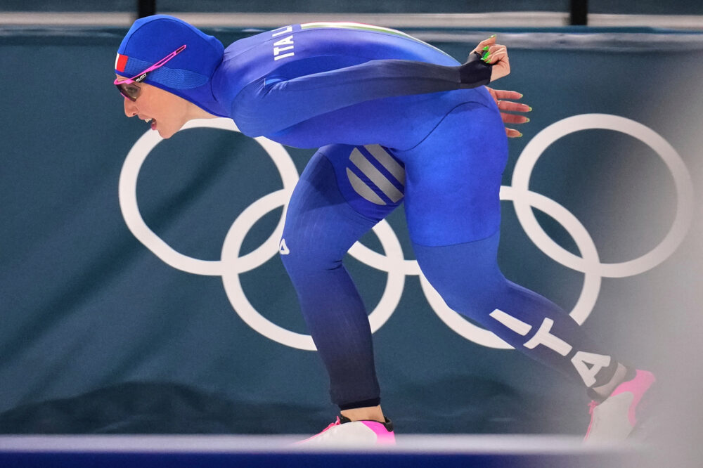Medagliere Olimpiadi Milano Cortina 2026: l’Italia balza in testa con l’oro di Lollobrigida!