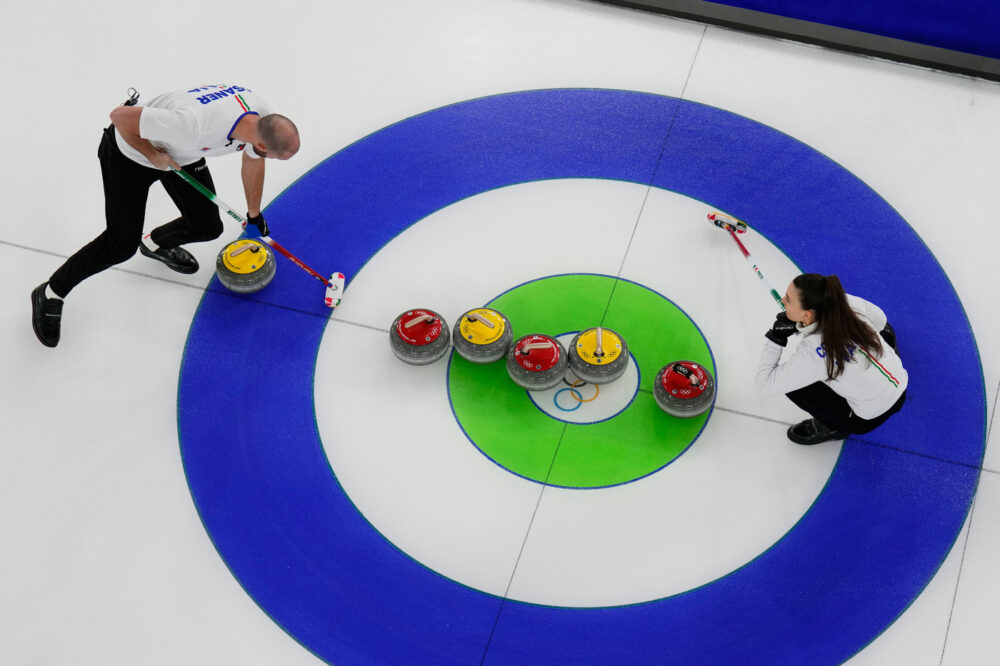 Classifica finale curling misto Olimpiadi 2026: decisivo lo scontro diretto per il 2° posto dell’Italia