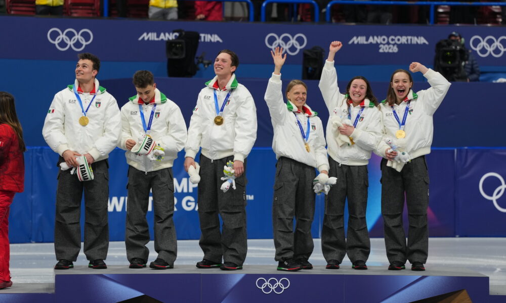 Italia staffetta mista short track