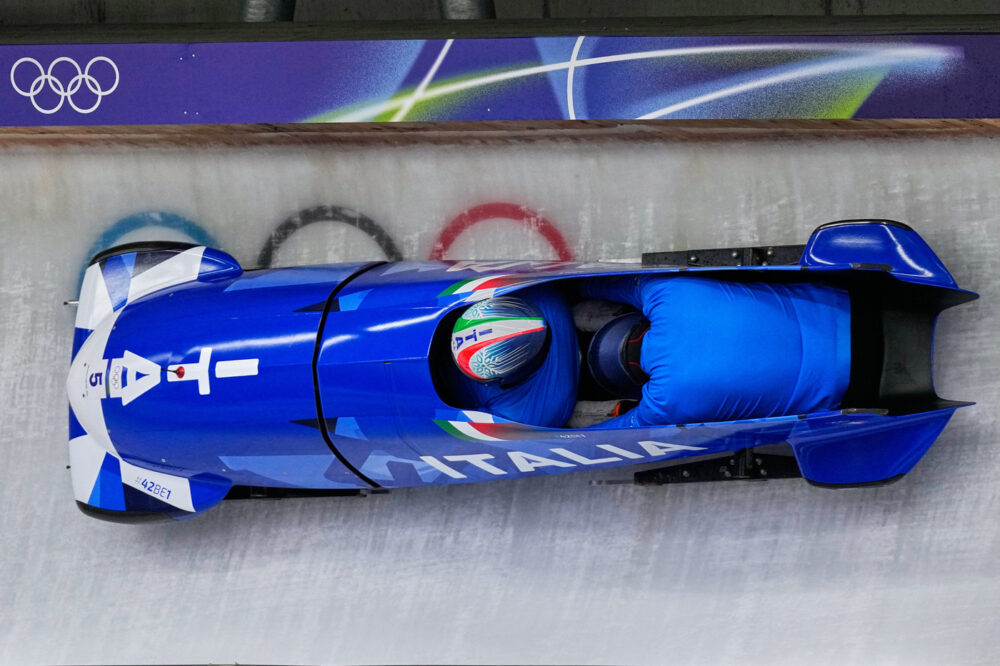 LIVE Bob a 4, Olimpiadi 2026 in DIRETTA: Baumgartner rincorre il podio LIVE Bob a 4, Olimpiadi 2026 in DIRETTA: Baumgartner rincorre il podio