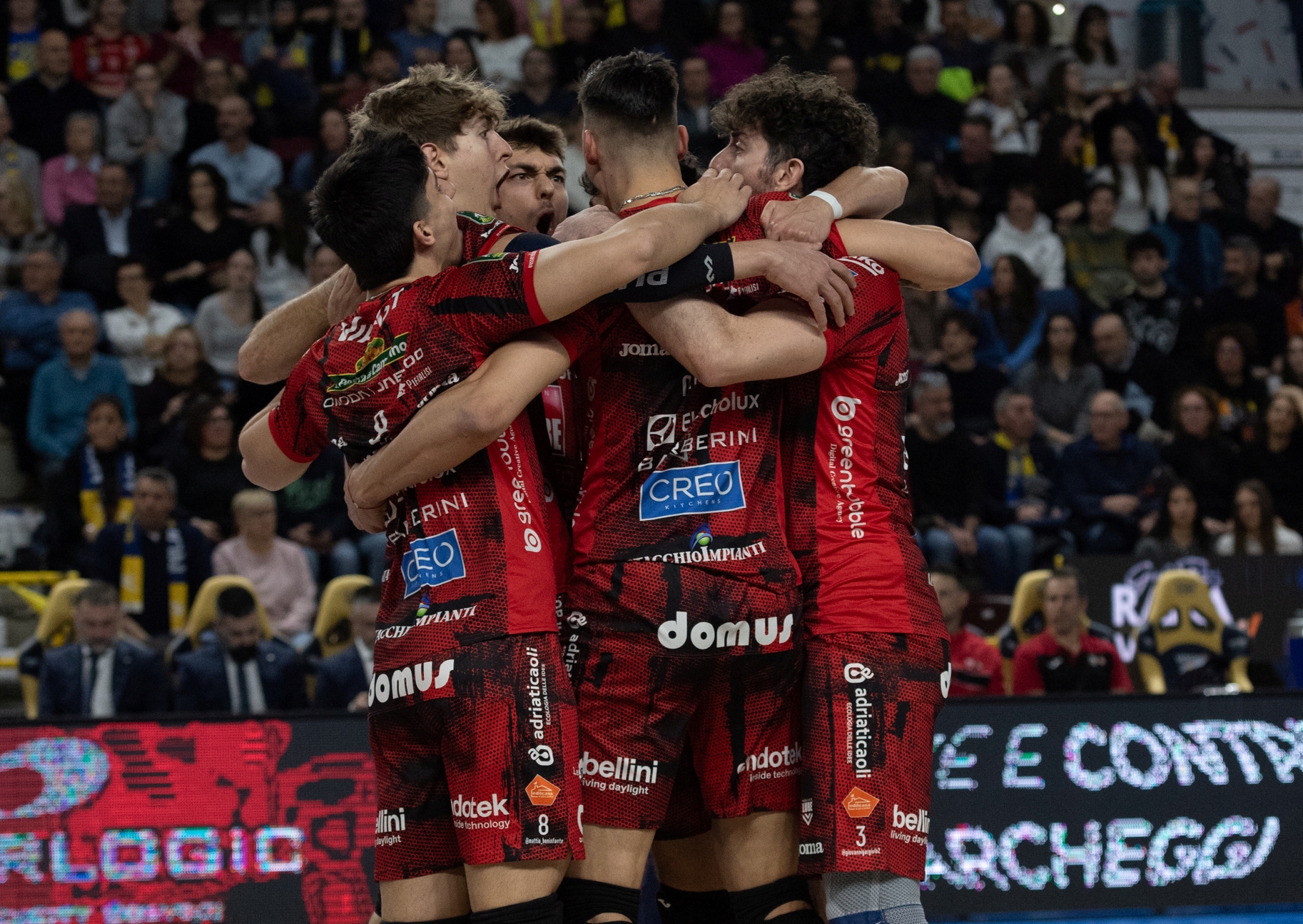 SuperLega, scosse in vetta: Verona cade, Perugia allunga, Trento si avvicina SuperLega, scosse in vetta: Verona cade, Perugia allunga, Trento si avvicina